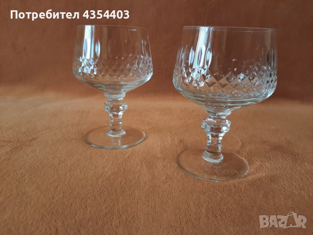 Винтидж български кристални чаши – 2 броя →
		Обява 52418401