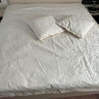Шалте с две възглавници, снимка 2 - Покривки за легло - 45763584