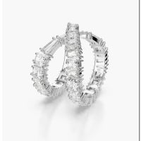 *ЧИСТО НОВ* пръстен на Swarovski - Хипербола кубичен циркониев пръстен, снимка 3 - Пръстени - 45149376