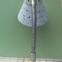 Стара работеща индустриална работна лампа, снимка 4 - Антикварни и старинни предмети - 45383630