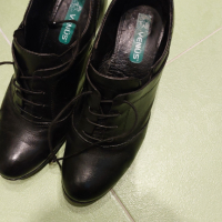 Дамски обувки, снимка 2 - Дамски обувки на ток - 44967113