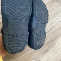Оригинални черни юношески чехли Crocs ! 30-31 н, снимка 10 - Детски сандали и чехли - 45456129
