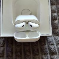 безжични слушалки Apple AirPods 2, Кутия с безжично зареждане, White , снимка 1 - Слушалки, hands-free - 45372305
