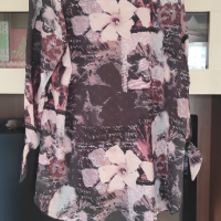 Дамска блуза, финна феерична , снимка 2 - Блузи с дълъг ръкав и пуловери - 44993052