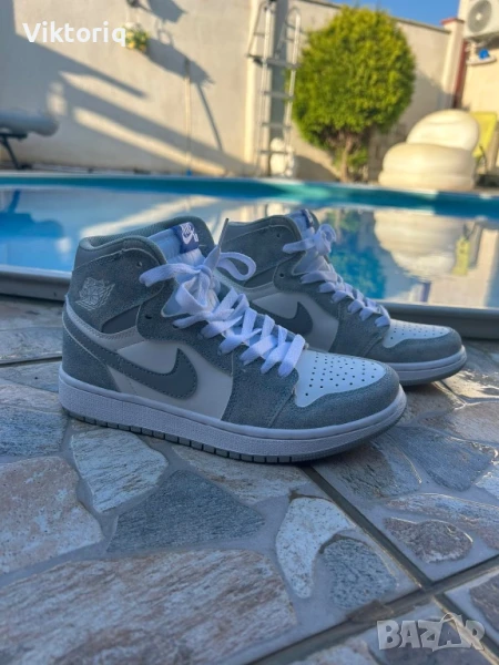 Jordan 1 retro high og hyper royal кецове, снимка 1