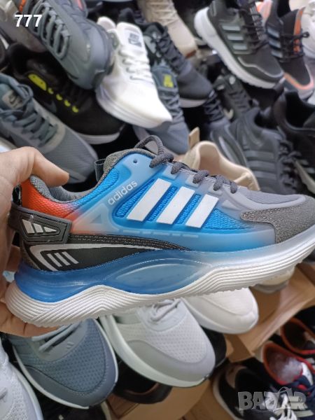 маратонки Adidas , снимка 1