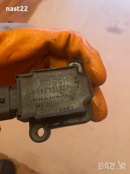 Бобина 0 040 100 039 за MERCEDES-BENZ C-CLASS седан (W203) C 200 Kompressor (203.045) (2000 - 2007), снимка 1