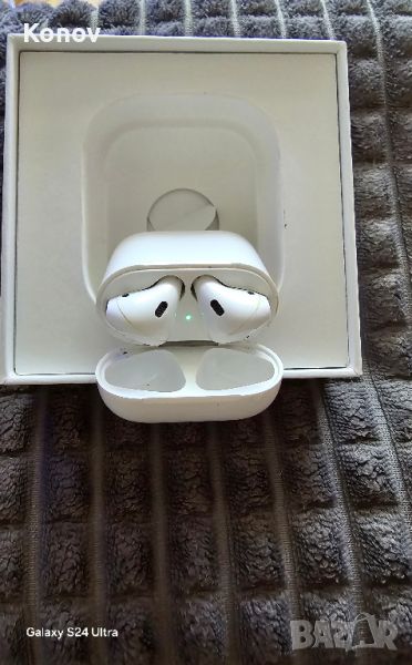безжични слушалки Apple AirPods 2, Кутия с безжично зареждане, White , снимка 1