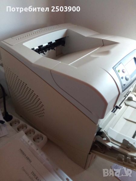 Продавам лазарен принтер Hp LaserJet 4300dtn, снимка 1
