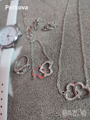 Дамски подаръчен комплект, часовник, гривна, колие, пръстен, обеци , снимка 6 - Обеци - 45559919
