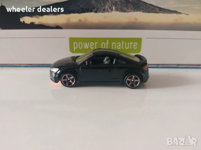Метална количка Matchbox Мачбокс 19 Audi TT RS , снимка 2 - Колекции - 50746165