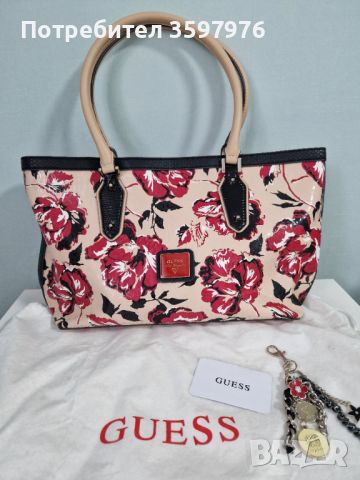 Оригинална чанта Guess