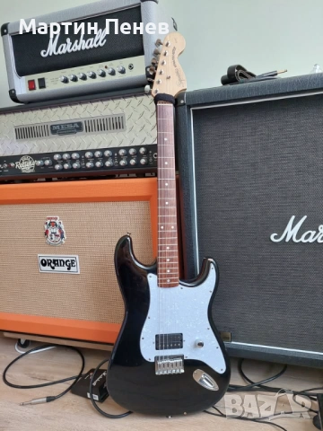 2002 Squier Tom Delonge Strat