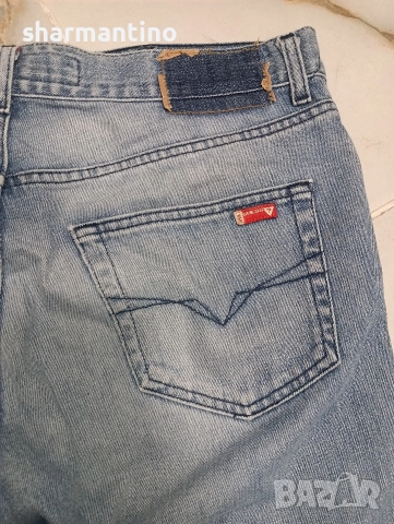 Къси дънки Guess - 9 лв, снимка 5 - Дънки - 52921027