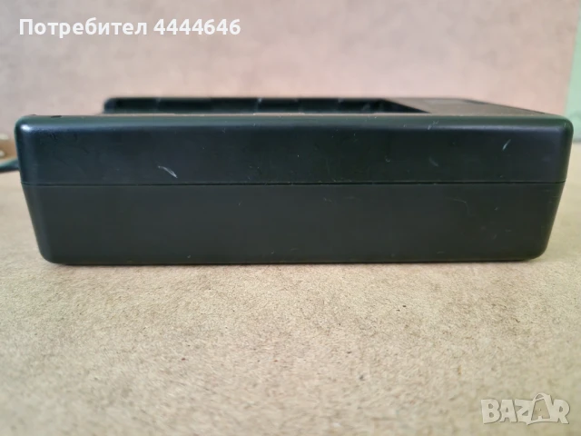 Зарядно за фотокамери , снимка 3 - Оригинални зарядни - 51390619