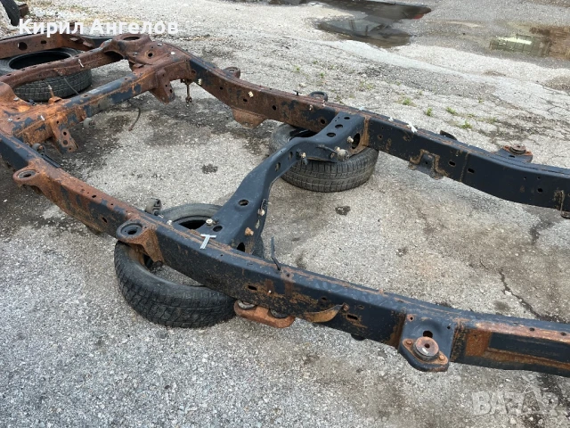 Шаси за Toyota Land Cruiser 100, снимка 3 - Части - 50688746