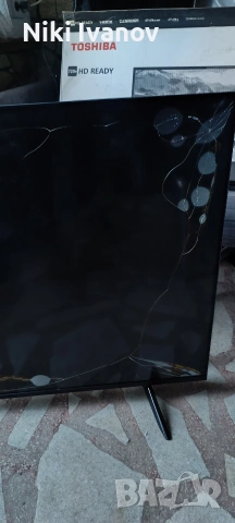 Телевизор LG 55UR7LA3003 със счупена матрица, снимка 2 - Части и Платки - 53849765