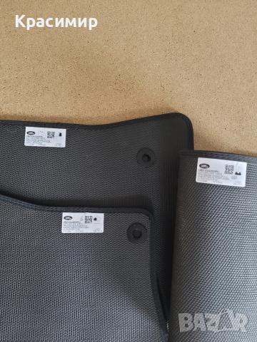 Стелки Land Rover Defender 2024г.Чисто НОВИ Мокетени Оригинални , снимка 4 - Аксесоари и консумативи - 53388928