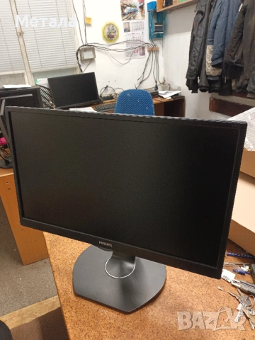 Продавам монитор PHILIPS 24 инча