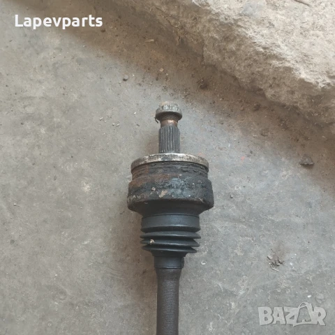 задна полуоска Mercedes C class w203 Mercedes ц класа , снимка 3 - Части - 50647836