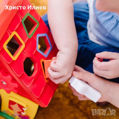 Melissa and Doug Дървена къщичка с активности Загадките на Блу, снимка 7 - Образователни игри - 52196232
