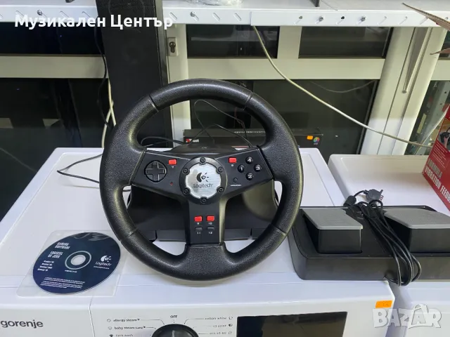 Волан с педали  LOGITECH FORMULA Vibration feedback wheel , снимка 1 - Геймърски - 48779148