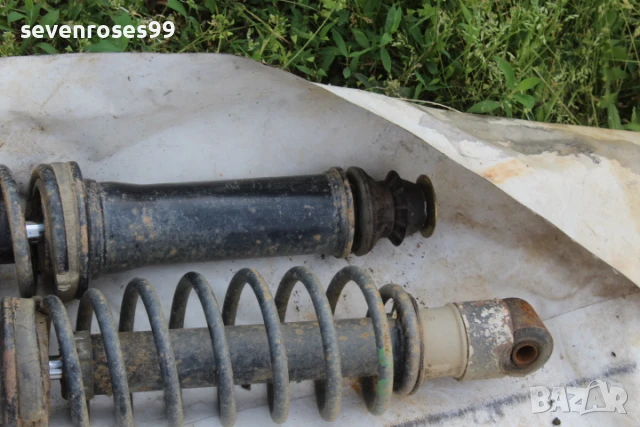 Макферсон амортисьор пружина заден ляв десен Фолксваген Голф 3 комби 1.9 tdi 90hp VW Golf 3 комплект, снимка 3 - Части - 50578239