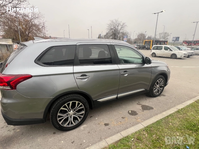 Mitsubishi Outlander V6, снимка 5 - Автомобили и джипове - 51303186