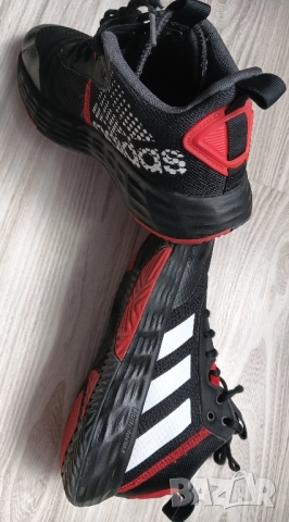 Детски маратонки Adidas , снимка 3 - Детски маратонки - 51940540