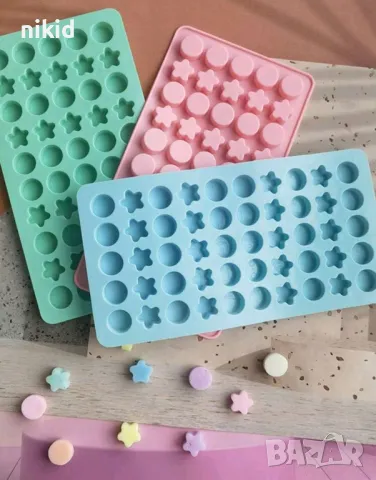 50 малки кръгчета кръг звезди звезда силиконов молд желирани бонбони шоколад фондан декор , снимка 2 - Форми - 49819627