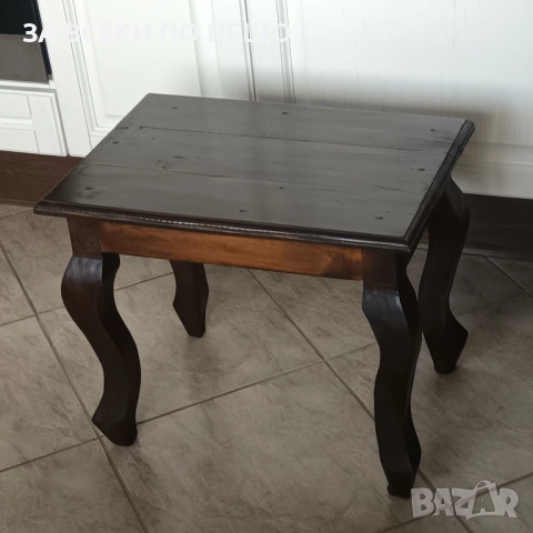 ЧУДЕСНА ВИНТИДЖ МАСИЧКА ПОМОЩНА ОТ МАСИВ МАХАГОН, снимка 5 - Маси - 52753147