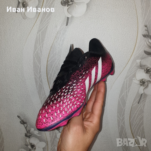 бутонки  Adidas Predator Freak.4 FxG  номер 36 - 36 2/3, снимка 6 - Футбол - 45063249