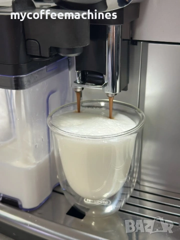 Кафемашина Philips EP5363, снимка 5 - Кафемашини - 53745277