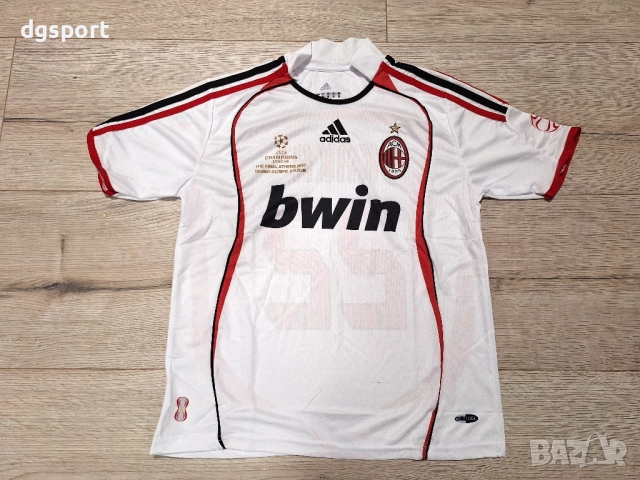 Футболна фланелка на Милан #Кака#22#ретро модел сезон 2006/2007!, снимка 3 - Футбол - 52201033