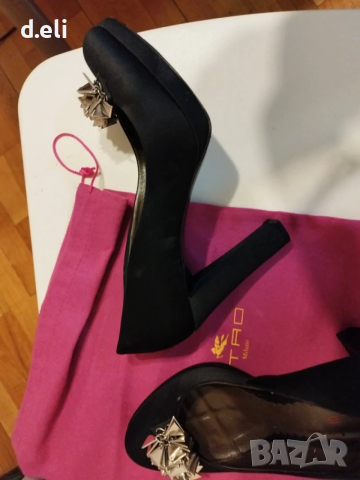 ETRO и Christian Louboutin. Original. Size 38-39 Уникат, снимка 6 - Дамски обувки на ток - 46140425