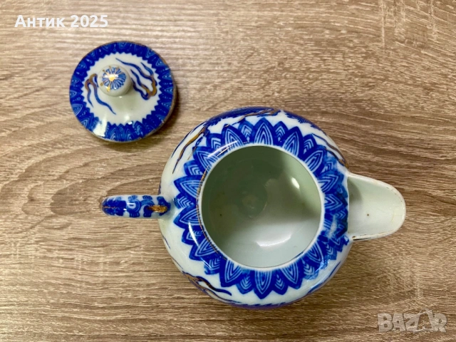 Японски порцеланов чайник с дракон, Made in Japan, средата на XX век, снимка 4 - Антикварни и старинни предмети - 53373064