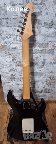 За лява ръка Yamaha Pacifica, снимка 2 - Китари - 54069829