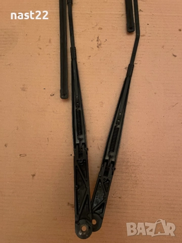 Рамена чистачки Фолксваген Голф 5-хечбек, снимка 2 - Части - 52642899