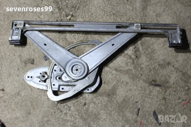 Механизъм стъкло предно дясно Форд Ц макс 1 2005 Ford C Max 1  3M51-R23200-BC