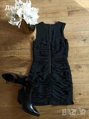 H&M Нова елегантна черна рокля, снимка 3 - Рокли - 54228493