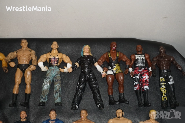 34 Кеч Фигури Lita/Lana/Test/D-Von Dudley/Samoa Joe/The Undertaker/Shane Douglas/The Miz/Seth Rollin, снимка 3 - Колекции - 51856261