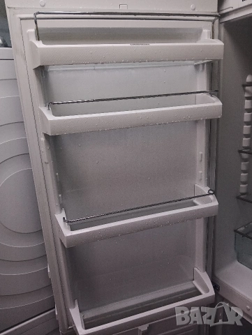 Комбиниран хладилник с фризер Liebherr с 2 години гаранция!, снимка 3 - Хладилници - 53064816