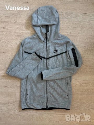 Сив спортен комплект Nike Tech - като нов, снимка 2 - Спортни екипи - 53874652