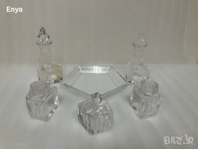 Винтидж комплект за подправки от шлифовано стъкло, снимка 2 - Антикварни и старинни предмети - 52469690