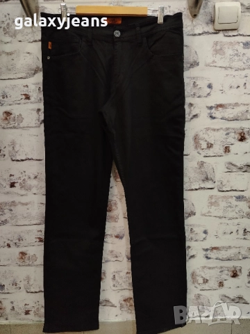 Hermes- черни прави дънки, класика, неизбелени, мек деним с еластан, снимка 2 - Дънки - 52575780