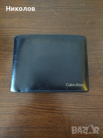 Продавам оригинално портмоне Calvin Klein