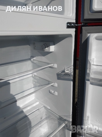 Малък хладилник с фризер. Fridgemaster , снимка 6 - Хладилници - 52827986