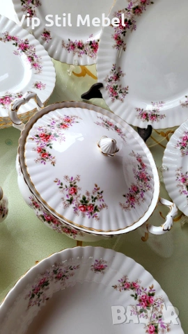 Сервиз за хранене Royal Albert, Lavender Rose , снимка 2 - Сервизи - 53935300