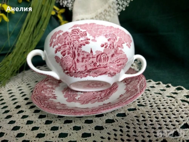 Англия в червено -чайници,канички ,захарници ,сетове, снимка 9 - Чаши - 52759633