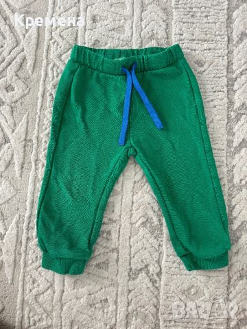 Долница Benetton, снимка 1 - Панталони и долнища за бебе - 46256453